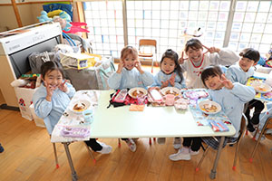 ホットケーキパーティ　　ばら・さくら