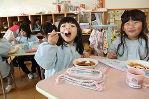 ホットケーキパーティ　　ばら・さくら