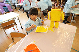 作品展の制作活動　すみれ