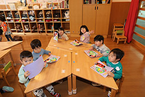 獅子舞の制作　あひる