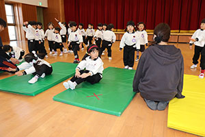 体操教室　ーマットー　すみれ