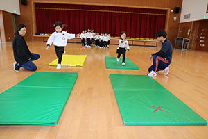 体操教室　ーマットー　ばら