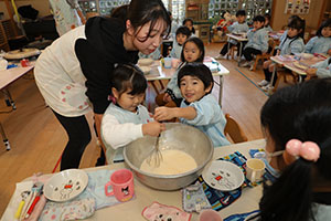 ホットケーキパーティ　りす・こあら・きりん
