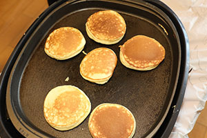 ホットケーキパーティ　りす・こあら・きりん