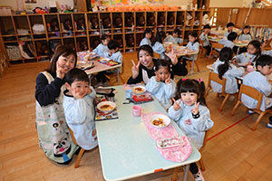 ホットケーキパーティ　りす・こあら・きりん