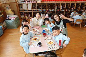 ホットケーキパーティ　りす・こあら・きりん