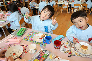 ホットケーキパーティ　りす・こあら・きりん