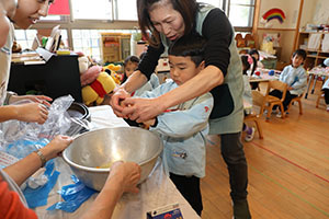 ホットケーキパーティ　りす・こあら・きりん