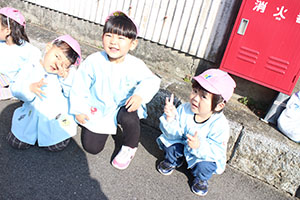 お散歩へでかけました　ひよこ・あひる・ぺんぎん