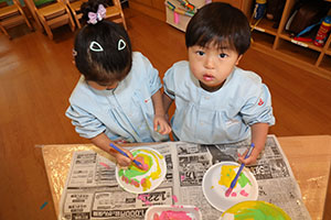 作品展の制作活動とマラソンの様子　ぺんぎん