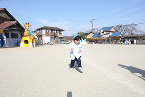 作品展の制作活動とマラソンの様子　ぺんぎん