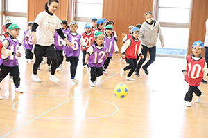 白熱！サッカー大会　NO.1　年長組