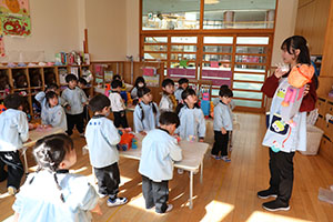 作品展の制作活動　りす