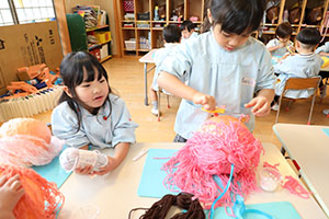 作品展の制作活動　ばら