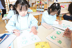 谷口先生の習字教室　年長組