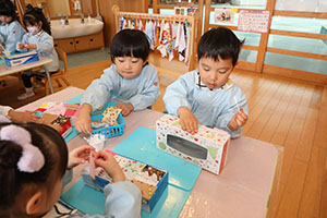 作品展の制作活動　ことり