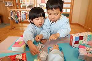 作品展の制作活動　ことり