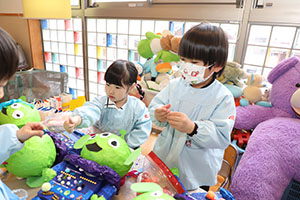 作品展の制作活動　すみれ