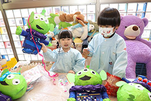 作品展の制作活動　すみれ