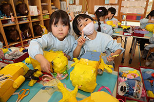 作品展の制作活動　たんぽぽ