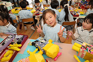 作品展の制作活動　たんぽぽ