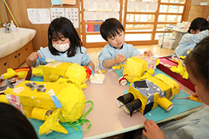 作品展の制作活動　たんぽぽ