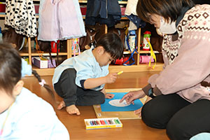 絵画教室　楽しかったね　ひよこ