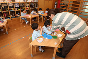 作品展の制作活動　あひる