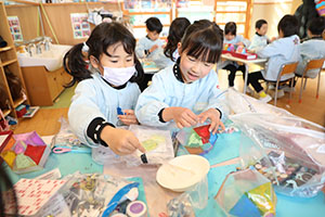 作品展の制作活動　D