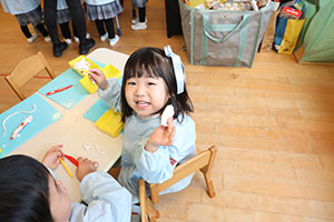 作品展の制作活動　きりん