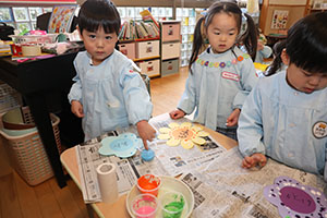 作品展の制作活動　きりん