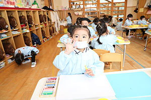 作品展のかんばんの制作　ぱんだ