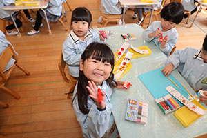 作品展の制作活動　ことり