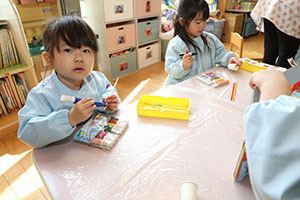 作品展の制作活動　ことり