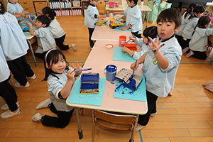 作品展の制作活動　たんぽぽ