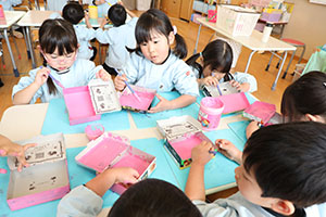 作品展の制作活動　たんぽぽ