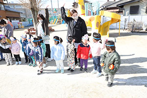 節分　みんなで豆まきをしました　全園児　　NO．1