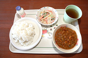 作品展の制作活動　ひよこ