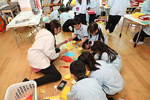 作品展のかんばんの制作　A