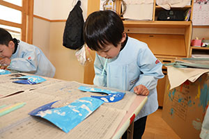 作品展の制作活動　ばら