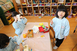 作品展の制作活動　すみれ