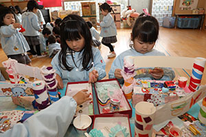 作品展のかんばんの制作　ことり