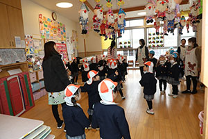 作品展の見学をしました　全クラス