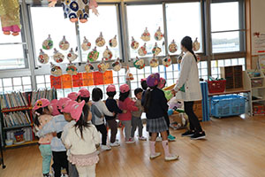 作品展の見学をしました　全クラス