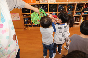 ポンポンクラッカー楽しかったね　ぺんぎん