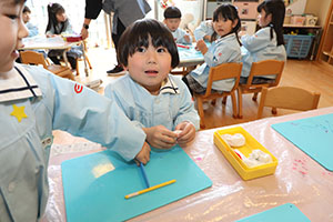 剣の制作　ことり