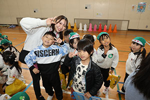 八郷小学校で交流会がありました