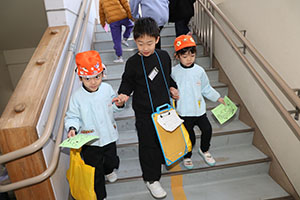 八郷小学校で交流会がありました