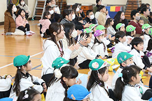 八郷小学校で交流会がありました