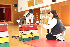 体操教室　ー跳び箱ー　ひまわり